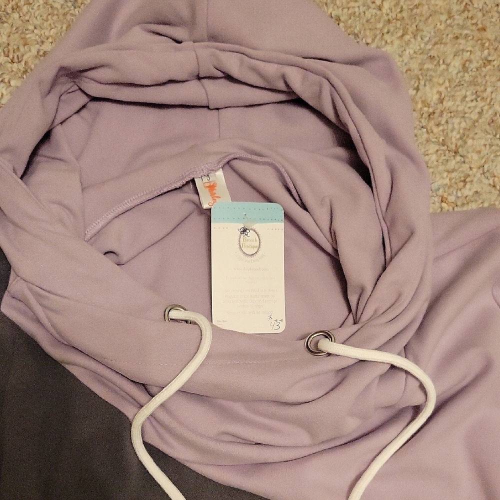 Colorblock Hoodie with Drawstring - Picture 4 of 5